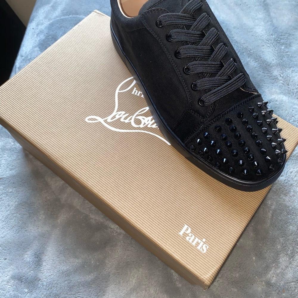 Christian Louboutin Men's Black Louis Junior Spiked Low Top Sneakers